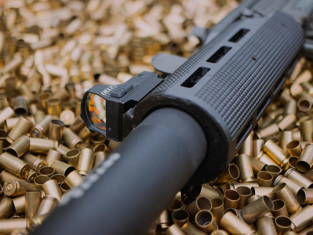 Konwersja UZI - Omnis Arma zdjęcie 1
